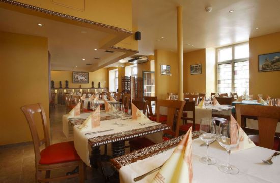 Spalenbrunnen Hotel Restaurant Basel City Center Basel Latest Price Reviews Of Global Hotels 2021 Trip Com