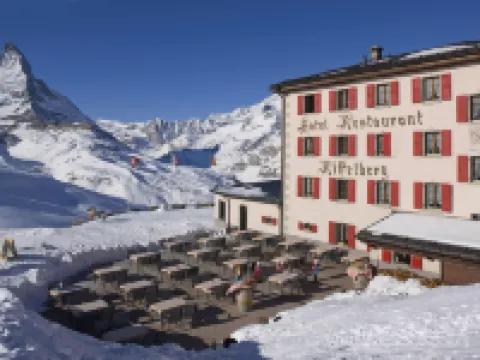 リッフェルハウス 1853 ツェルマットのホテル