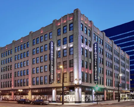 SpringHill Suites Milwaukee Downtown Hotels in Milwaukee