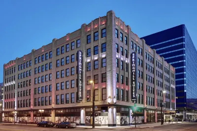 SpringHill Suites Milwaukee Downtown Hotels near Veterans Park