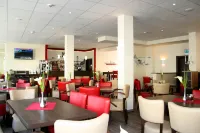 Mount Blue Motel Hotels in Wilton