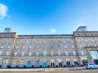 Leonardo Edinburgh Haymarket Hotels near Dean Gallery
