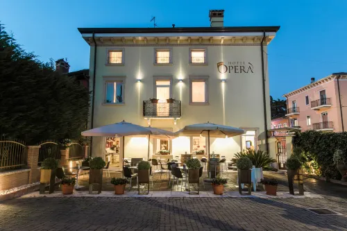Hotel Operà Hotels in Villafranca di Verona