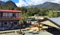 Chateau Backpackers & Motels Hotels in 