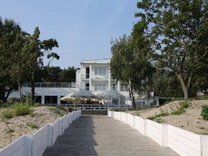 Hotel Pomarańczowa Plaża ex Bursztyn