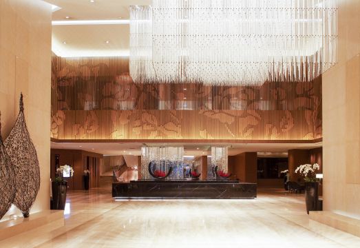 센타라 그랜드 교통