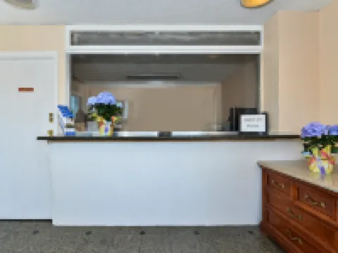 อีโคโน ลอดจ์ โอ๊คแลนด์ เลค เมอร์ริตต์ แอเรีย โรงแรมในโอ๊คแลนด์