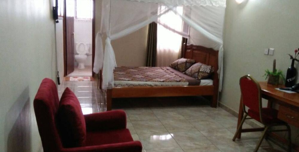Temms Hotel - Kampala