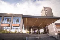 Van der Valk Hotel Heerlen Các khách sạn gần Open University of the Netherlands