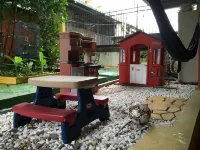 Panama House Bed & Breakfast Hotels in Bethania