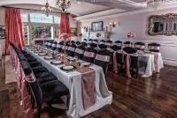 Cameo Heights Mansion and the Vine Fine Dining Restaurant Hotels in Walla Walla
