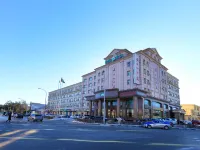 長白山大廈 鄰近白河百貨大樓的酒店