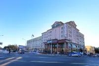 Changbaishan Hotel Hotel di Antu
