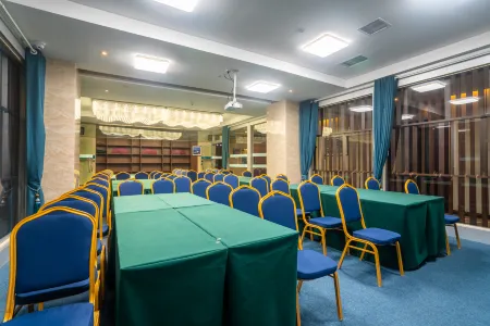 QIANNA HOTEL JOURNEY(Zhengzhou East Station Zhengdong MixC Mall) Отели рядом с достопримечательностью «Henan Agricultural University (Longzihu Campus)»