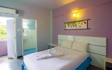 รูปภาพของSummer Hotel