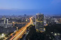 The Westin Mumbai Garden City Отели в г. Мумбаи