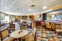 Exton Hotel and Conference Center - parking
