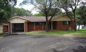 Pomegranate House & Cottages B&B - Housity