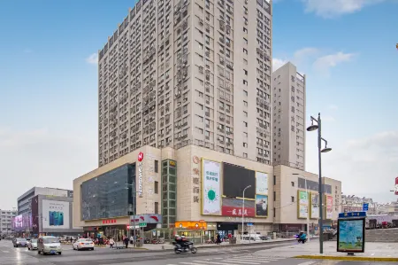 Xana Hotelle (Suqian Xiangwang Hometown baolong Square Branch) Отели рядом с достопримечательностью «Guhuanghe Shuijing Park»