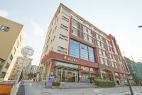 Jinjiang Inn Select (Shanghai Fengxian Powerlong Plaza Yunhe North Road) Các khách sạn gần Nanqiao Middle School Gymnasium