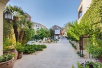 Omni Scottsdale Resort & Spa at Montelucia Hotels in Paradise Valley