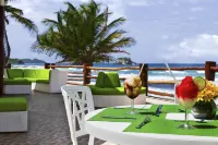Agua Dorada Beach Hotel by Lidotel Hotel di Antolin del Campo
