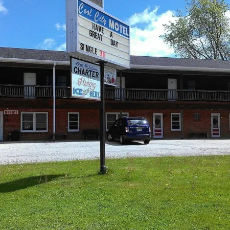 Cool City Motel
