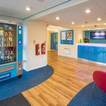 Travelodge Sheffield Richmond Отели в г. Шеффилд