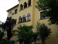 Moonlight Central Apartments Hotels in Oradea