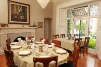 Rosemount Inn Các khách sạn ở Kingston