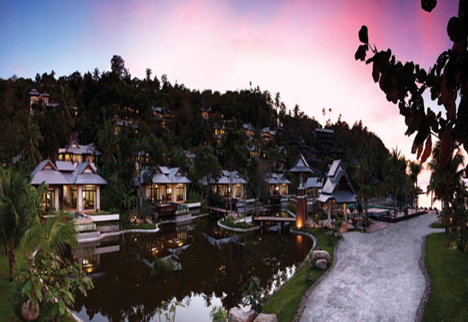 2. 사라드 부리 리..