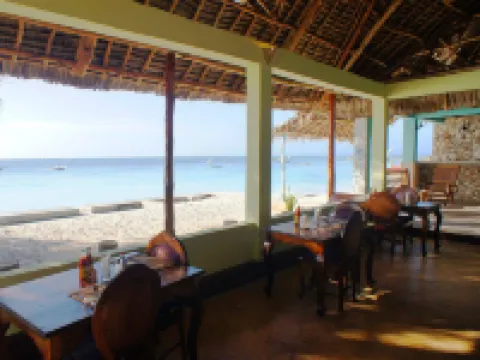 Smiles Beach Hotel โรงแรมในนุงวี