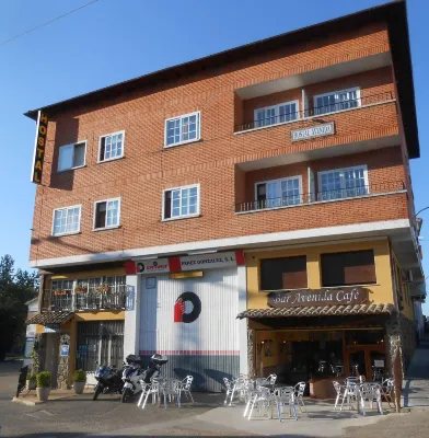 Hostal Avenida Hotels in Pedro Bernardo