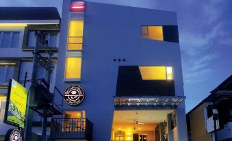 Loft Legian Hotel Bali