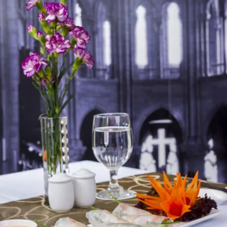 Minerva Church Hotel