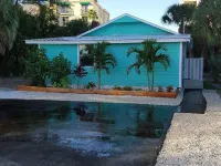 The Beach House - Treasure Island Hotels near Walter Fuller Complex