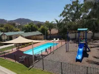 Albury Holiday Park Hotels in Lavington