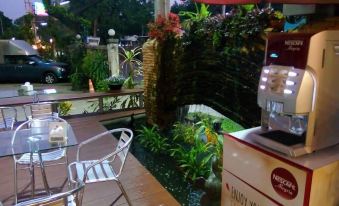 Inthanin Hotel