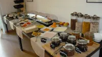 Hotel Und Restaurant Kranichsberg - breakfast