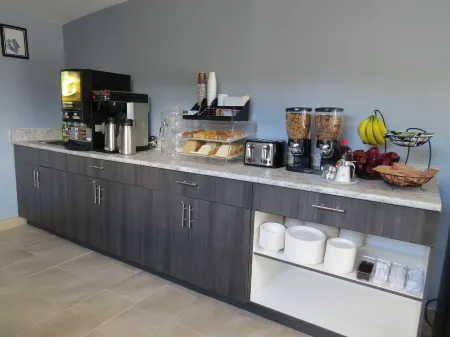 Rest Inn Отели в г. Kitimat-Stikine E