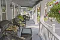 Sylvan Inn Bed & Breakfast Hotels in Glen Arbor