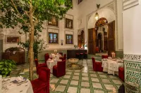 Riad - Dar Al Andalous Các khách sạn ở Fez