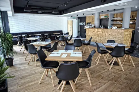 Hotel Viktória Отели в г. Сарвар