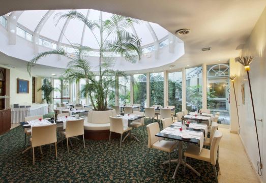 Holiday Inn Milan Garibaldi Station Hotel Overview