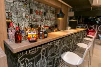宜必思格拉納達卡利酒店 - 酒吧