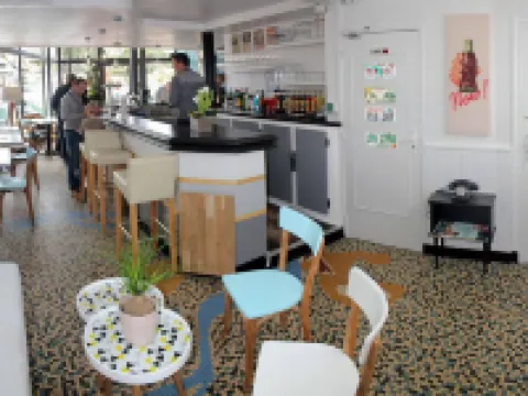 Hôtel la Croisette & Restaurant Bistrot Gantier en Centre Ville Hotels in Royan