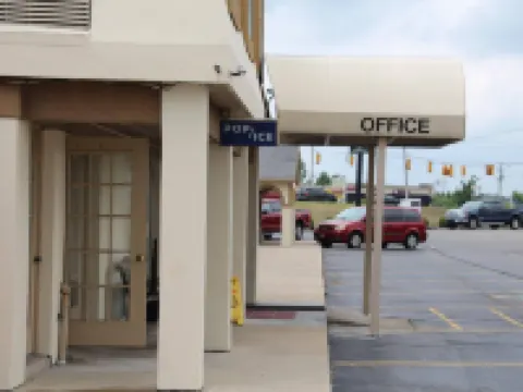 Budget Inn - Troy Hotels in Troy