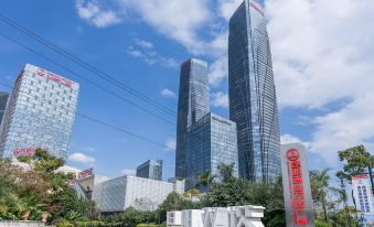 Vienna Hotel (Kunming Xishan Wandaguangchang huochezhan)