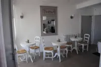 Hôtel la Villa des Oliviers Hotels in Cagnes-sur-Mer