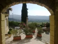 Castrum Wine Relais Hotels in San Pietro In Cariano